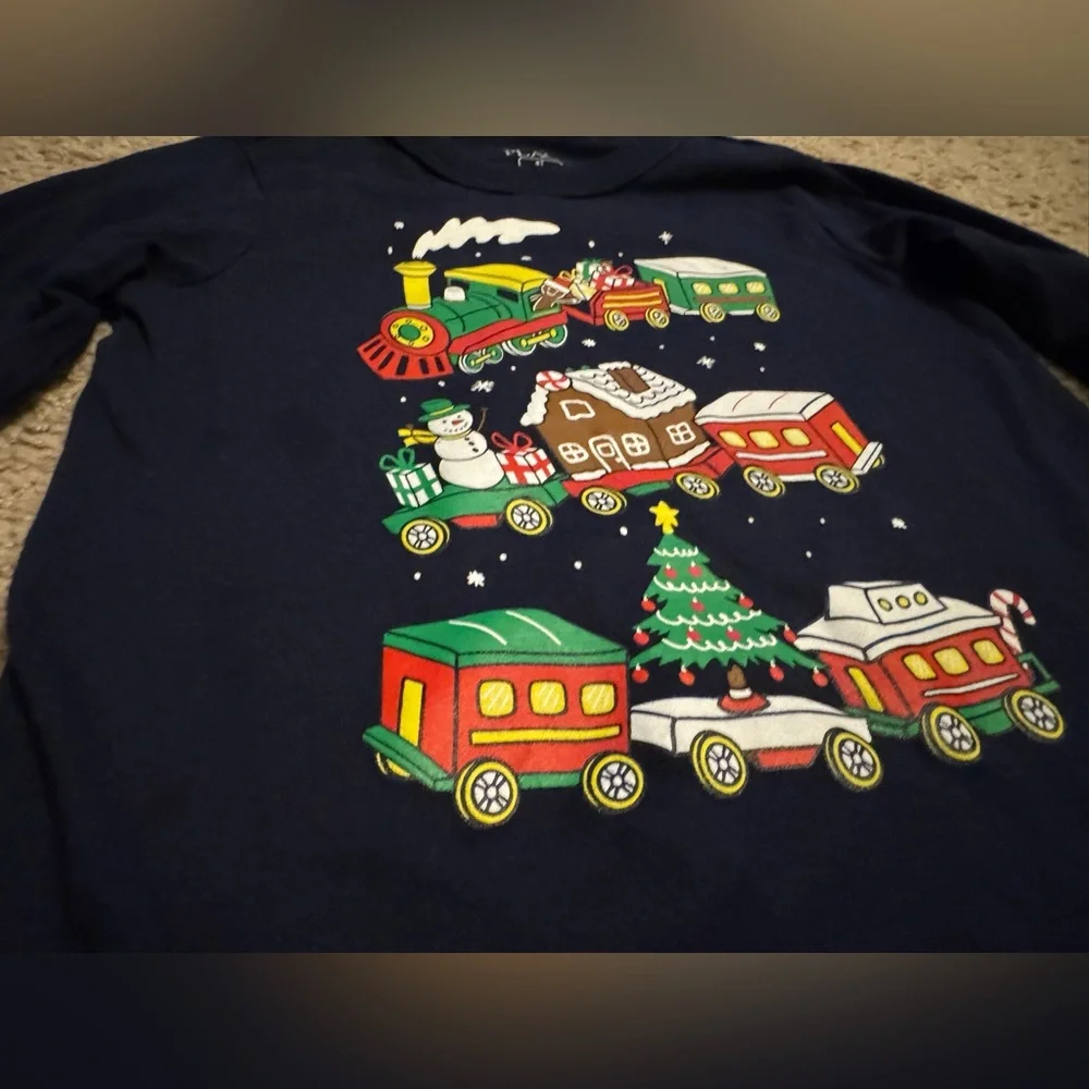 Set of 2 Christmas Long Sleeve t shirts 4T Children’s Place Train Crane Red Blue
